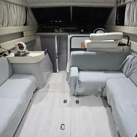 In Boat Båthotell Palermo